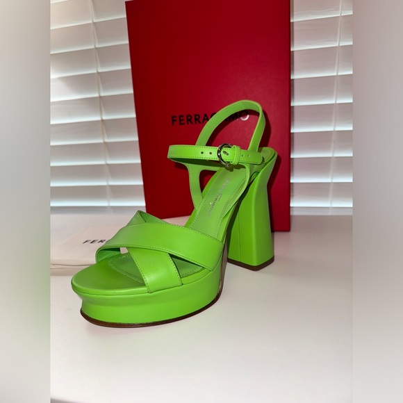 Ferragamo Sonya Heel in Lime - Picture 11 of 13